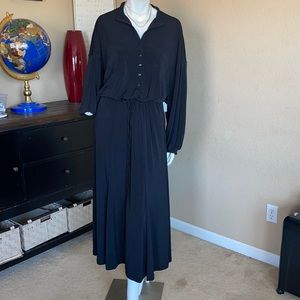 Long pull on max dress. You HAVE to buy this dress